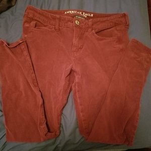 ⚠️PRICE DROP Burgundy American Eagle Jeggings